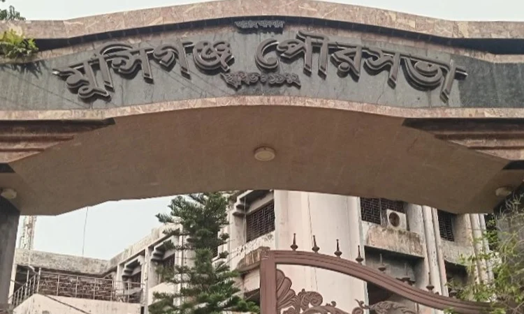মুন্সীগঞ্জ পৌরসভায় ৩১ কোটি ৯৪ লাখ টাকার উন্নয়ন প্রকল্পের কাজ শুরু