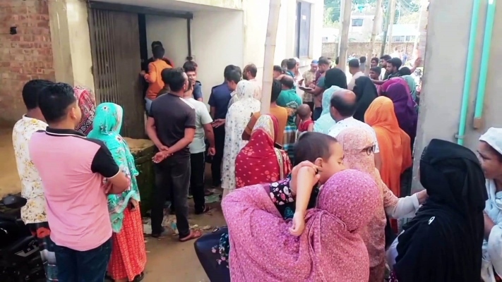 হত্যা না আত্মহত্যা? নেত্রকোনায় ওয়ালটন শোরুম কর্মচারীর লাশ উদ্ধার