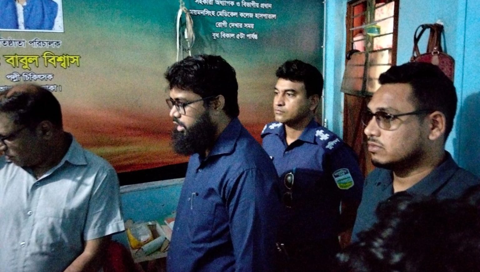 কলমাকান্দায় স্বাস্থ্যসেবায় অনিয়ম: ডায়াগনস্টিক সেন্টার সিলগালা, মাদকসেবীর কারাদণ্ড