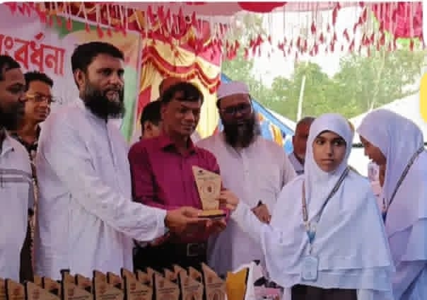 সুন্দরগঞ্জে বৃত্তিপ্রাপ্ত কৃতি শিক্ষার্থীদের সংবর্ধনা অনুষ্ঠানে- মাজেদুর রহমান এমপি