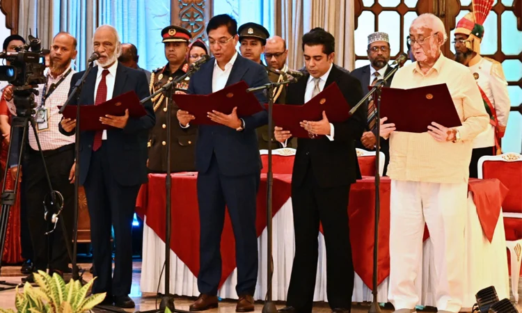 মন্ত্রিসভায় নতুন ৪ মন্ত্রী ও ২ প্রতিমন্ত্রীদের দপ্তর বণ্টন ও রদবদল করে প্রজ্ঞাপন জারি