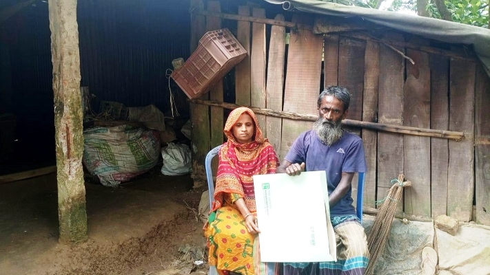 পরিবারের একমাত্র উপার্জনক্ষম ব্যক্তি শয্যাশায়ী, মৃত্যুঝুঁকিতে আব্দুল জলিল