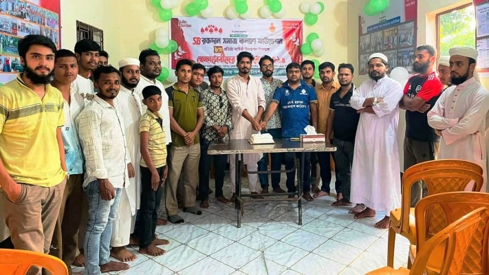 মানবিক সেতুবন্ধনের ৮ বছর: দুর্গাপুরে এসবি রক্তদান ফাউন্ডেশনের প্রতিষ্ঠাবার্ষিকী