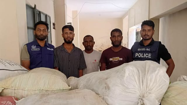 মৌলভীবাজারে ১৬ লাখ টাকার ভারতীয় ভোগ্যপণ্যসহ গ্রেপ্তার-৩