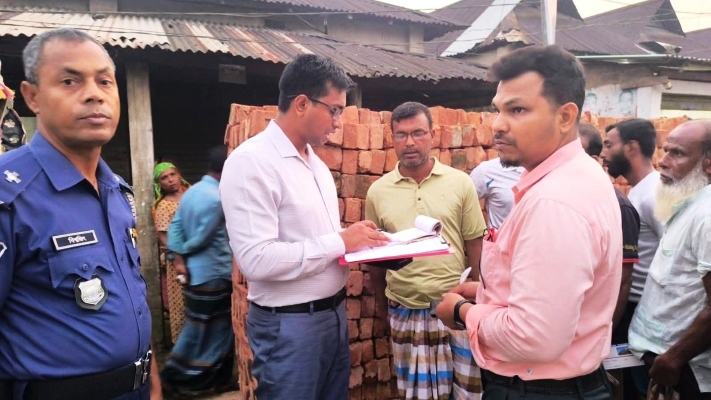 নেত্রকোনার গোবিন্দপুর বাজারে মোবাইল কোর্টের অভিযান, জরিমানা
