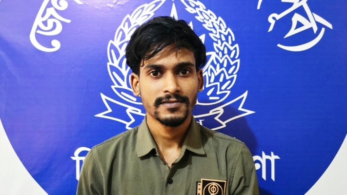 মদের দাম নিয়ে পুলিশের দুই জব্দ তালিকায় বিস্তর ফারাক নেত্রকোনায়