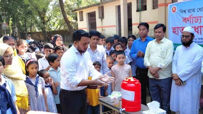 ‘হাত ধোয়ার নায়ক হোন’ প্রতিপাদ্যে দুর্গাপুরে বিশ্ব হাত ধোয়া দিবস পালিত