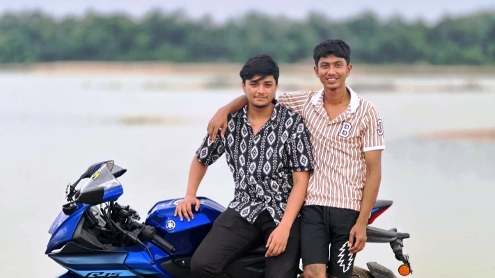 দুর্গাপুরে সাংবাদিক হত্যা: প্রধান সন্দেহভাজন তাজুলের ২ সহযোগী ধরা