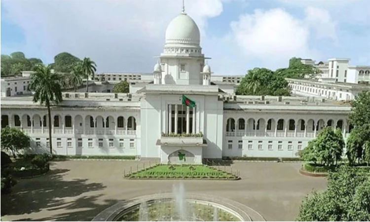 রাতে সুপ্রিম কোর্টে প্রবেশে কড়াকড়ি আরোপ